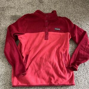 Columbia Women's Two-Tone Red 3 quarter snap fleece